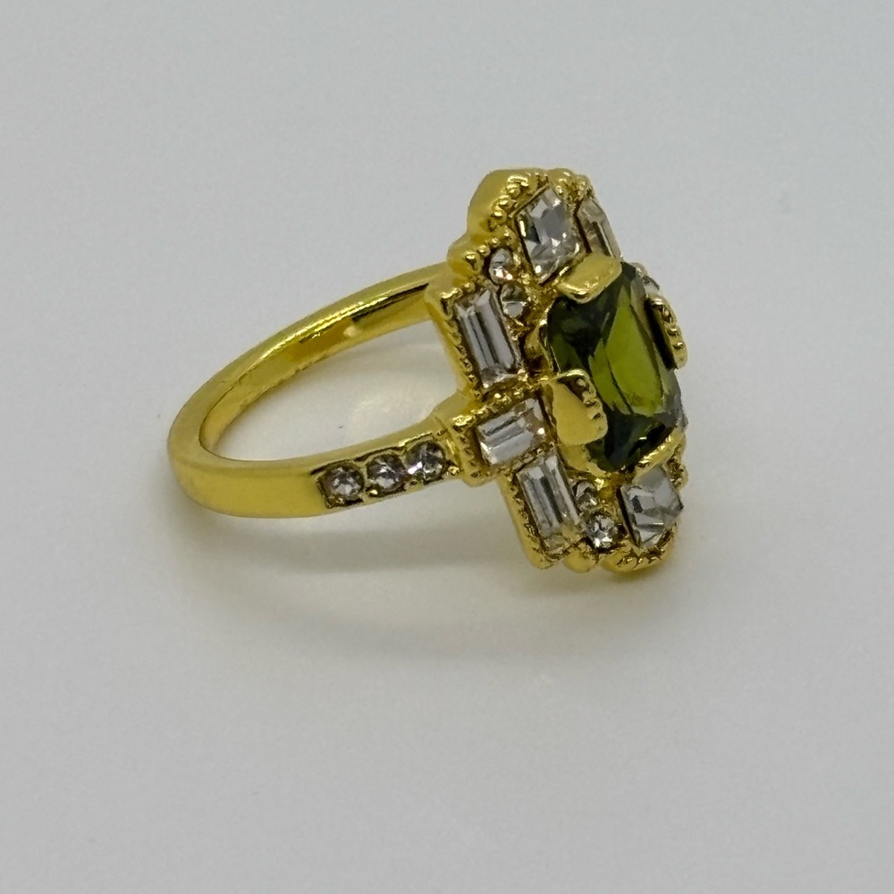 NWT Vintage costume jewelry statement ring - regency, avante garde -size 7 - Picture 4 of 8